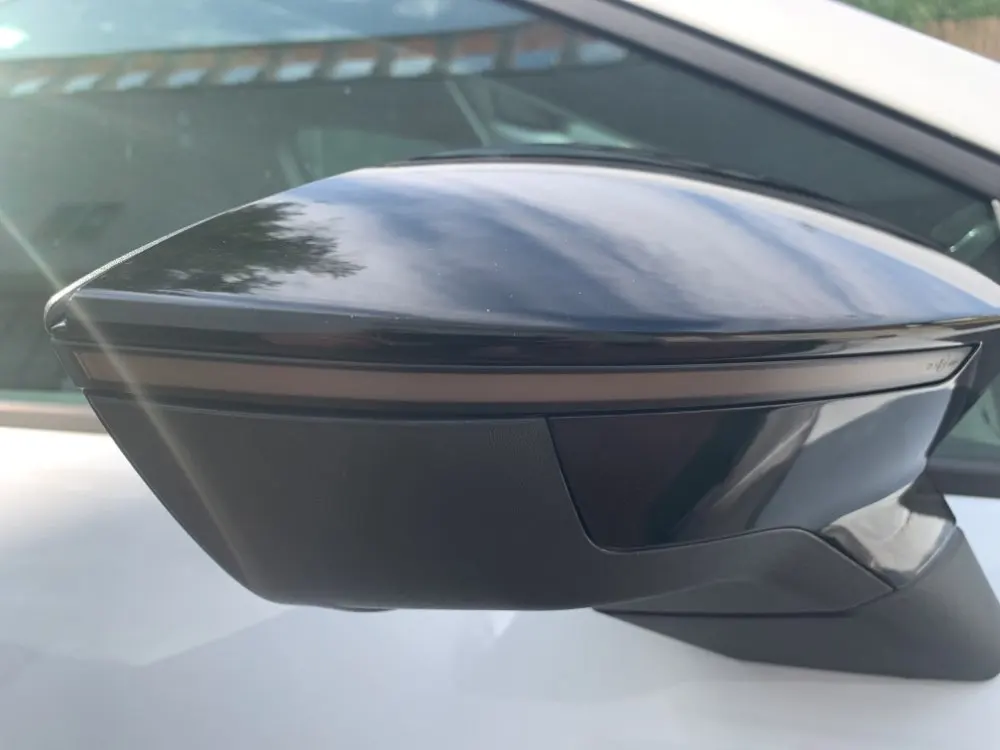 Side Wing Mirror Covers for Seat Ibiza 6F Arona KJ7 Leon MK3 5F Caps 2017 2018 2019 2020 2021 replace black/carbon pair_voghion.com