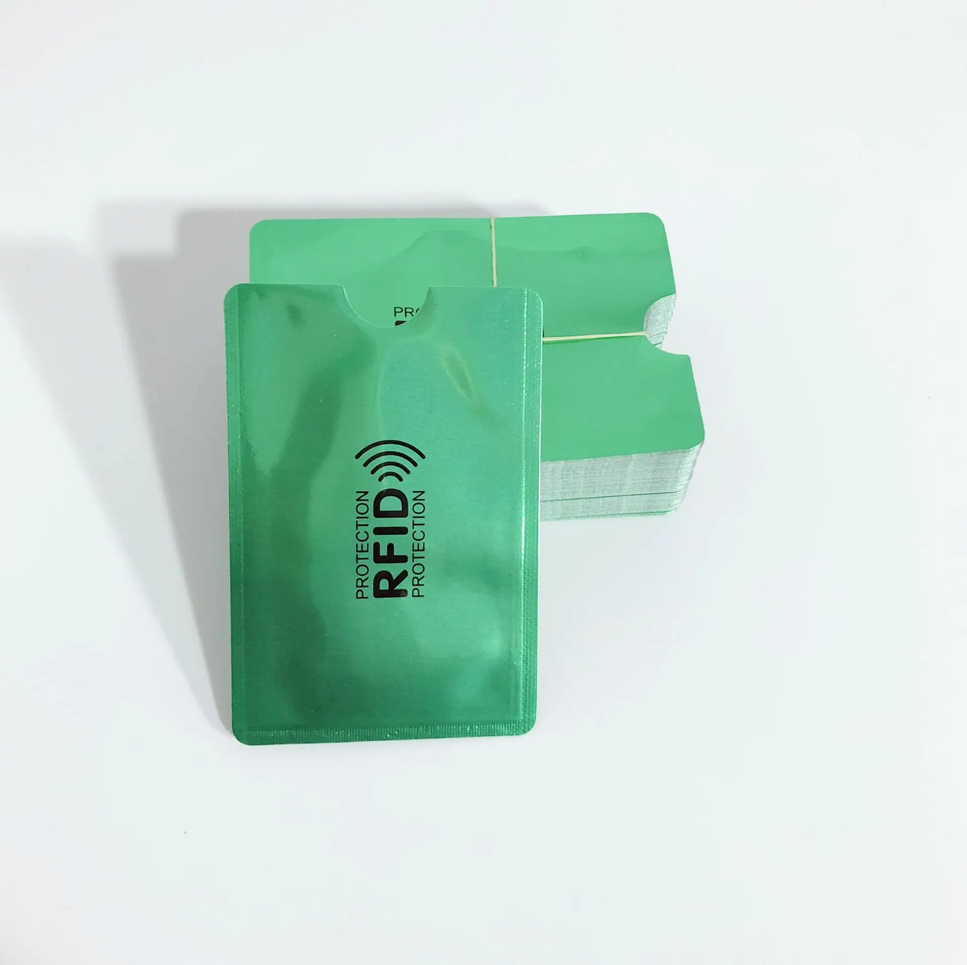 10 шт. Анти Rfid держатель для карт NFC Блокировка ридер замок Id банк держатель для карт чехол Защита Безопасный металлический чехол для кредитных карт Алюминий - Цвет: Зеленый