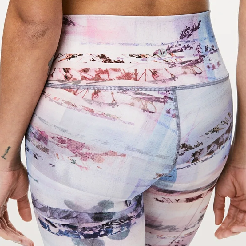 

2019 New Style Hot Selling Four Needle Six Line Capri Pants Printed Leggings Yoga Pants Ultra-stretch-Slim Fit