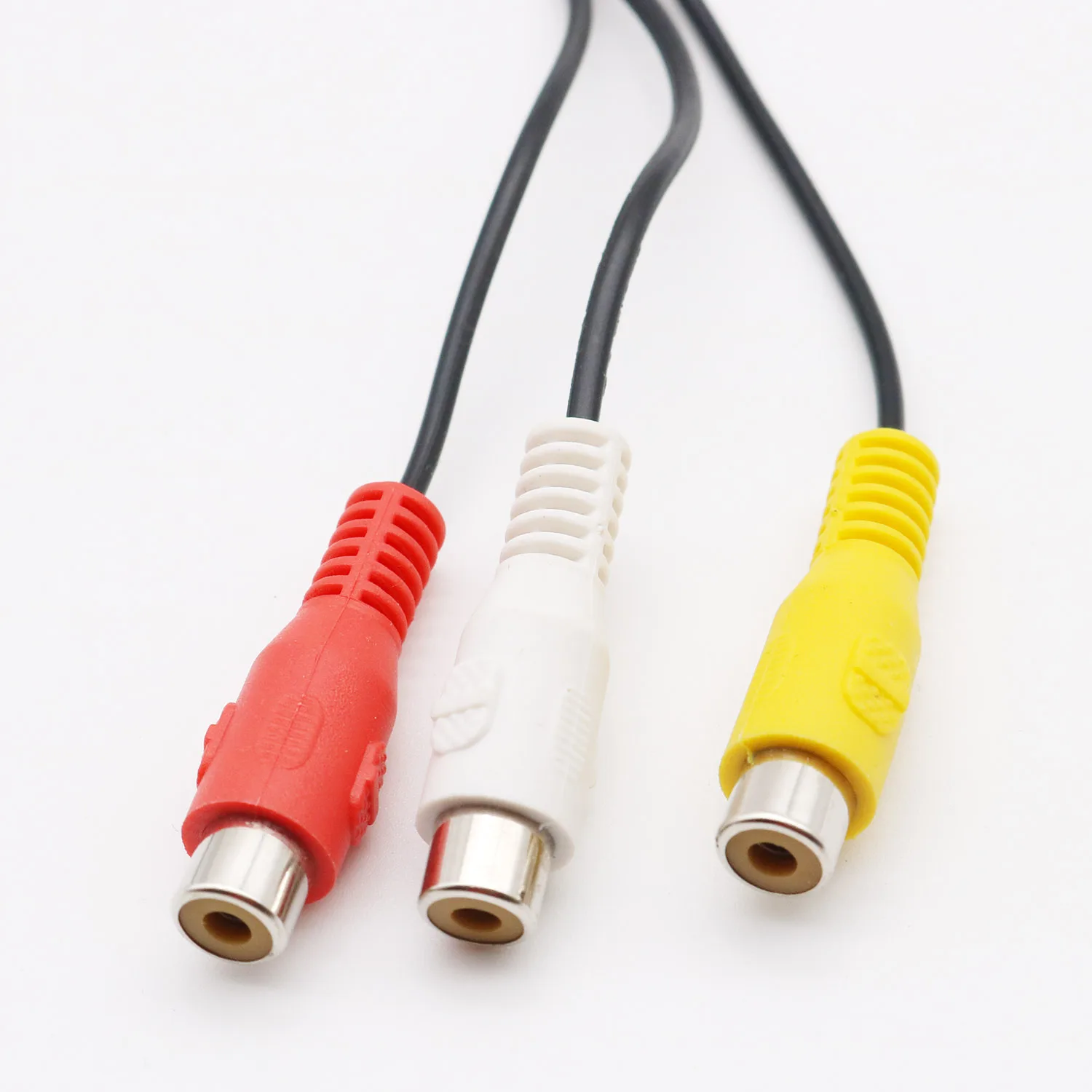Адаптер с USB разъемом мама на 3 RCA конвертер аудио видео AV A/V композитный кабель для
