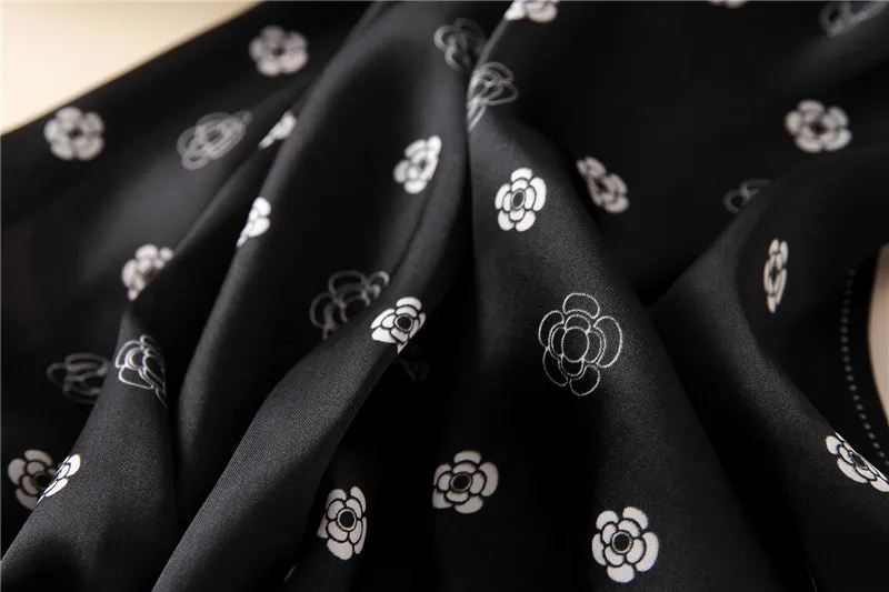 8791468709_2070773686