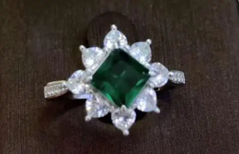 

925 Sterling Silver gorgeous square Wild Noble Ring elegant green gem stone crystal flower ring romantic Wedding silver Jewelry