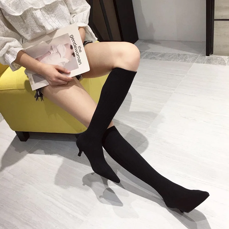 Женская обувь; сезон осень-зима; вязаные сапоги; пикантные женские сапоги до колена с острым носком на низком каблуке; эластичные черные носки; botas mujer
