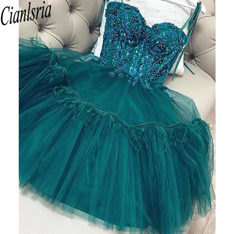 Nieuwste 2021 Sweetehart Spaghettibandjes Homecoming Jurken Kralen Zipper Terug Tulle Korte Prom Dress Graduation Party Cocktail