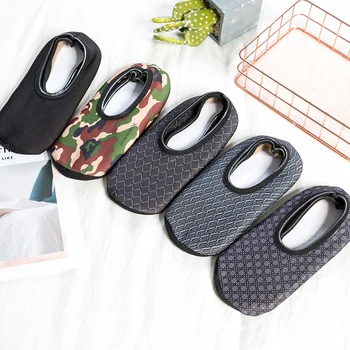 

Floor Socks Anti-skid Adult Med Thickening Indoor Warm Socks polar fleece yoga Velvet Carpet Socks Worship Autumn/Winter/spring