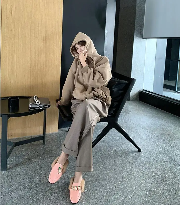 Womens Real Rabbit Fur Backless Pineapple Pearls Leather Slipper Mule Slide Princetown Shoes Square Toe Mules Warm