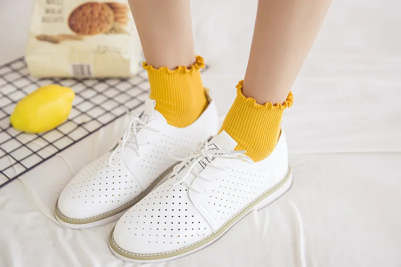 Autumn And Winter New Products Japanese-style Frilled Cotton Bunching Socks Women's Solid Color Short Socks Women's