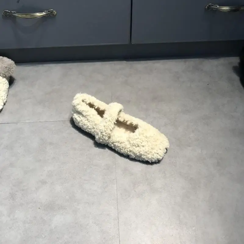 Осенние лоферы с квадратным носком; мягкая обувь на меху для женщин; коллекция года; повседневные женские кроссовки; дизайнерская брендовая роскошная женская обувь с закрытым круглым носком; сезон осень