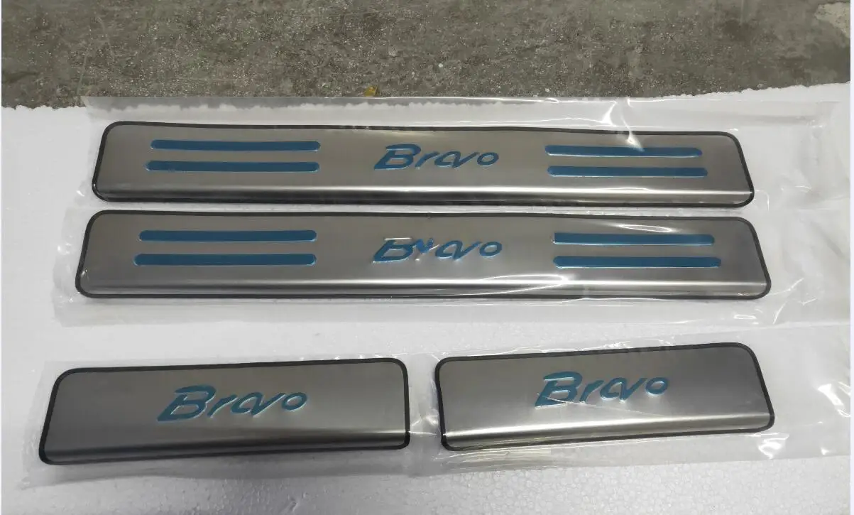4 шт. Защитная Наклейка для порога автомобиля из нержавеющей стали для Fiat Bravo