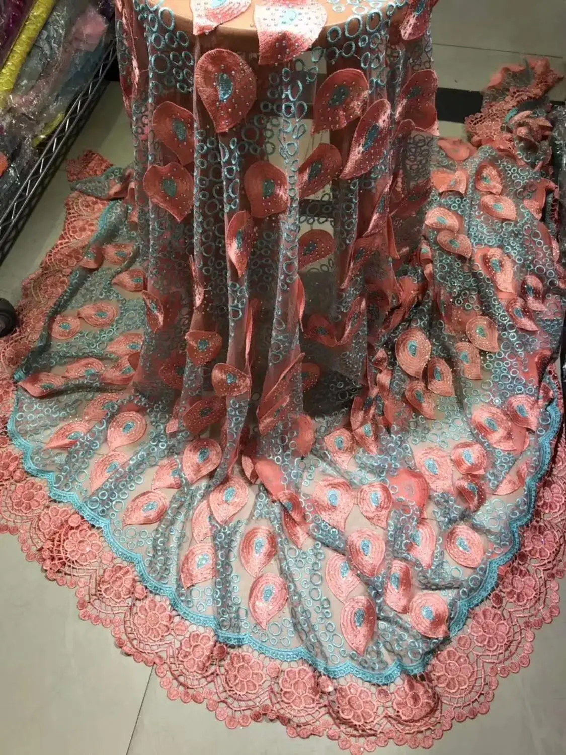 

2019 Latest French Nigerian Laces Fabrics High Quality Tulle African Laces Fabric For Wedding Lace Fabric B225