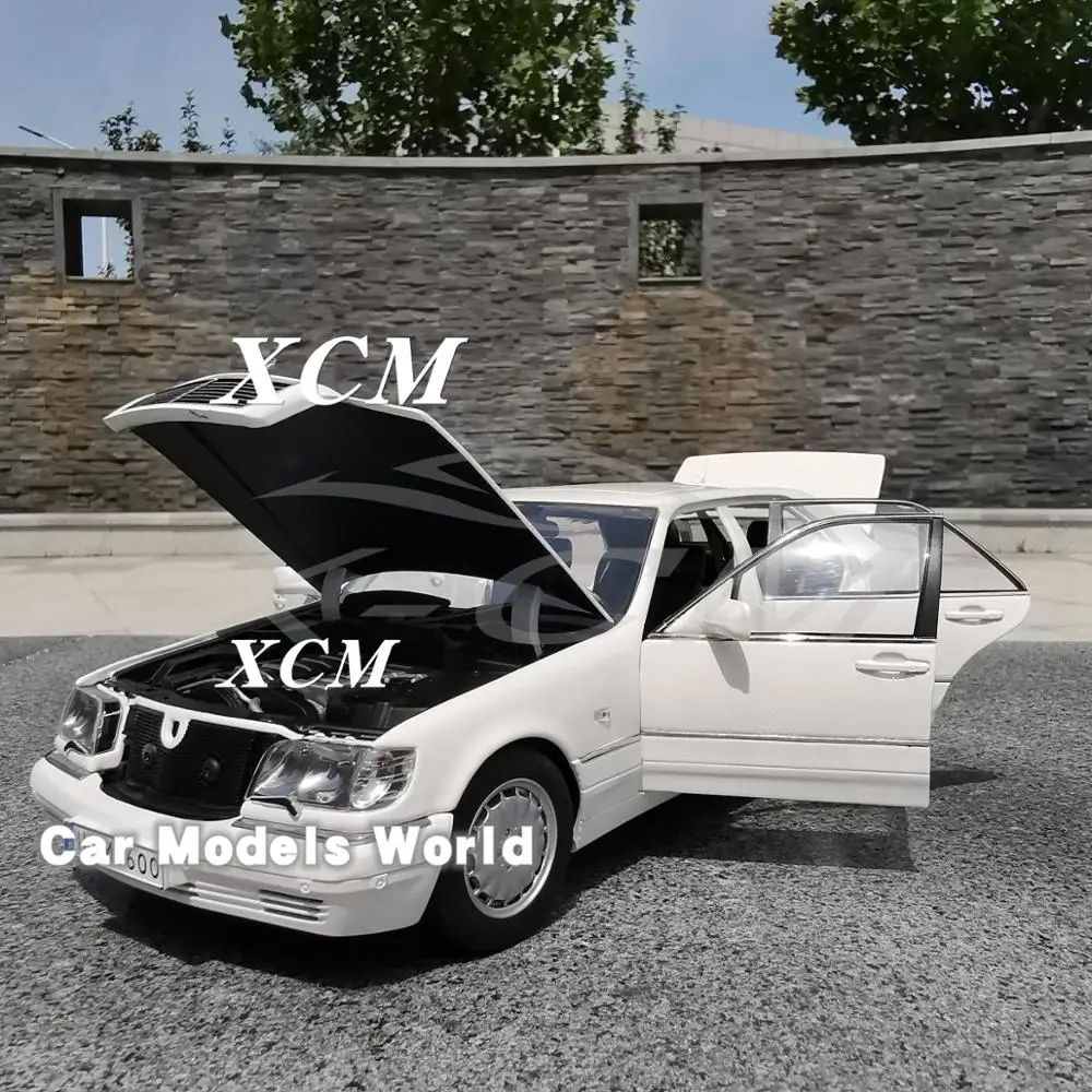 Литая под давлением модель автомобиля модель для S600(белый) 1:18+ маленький подарок