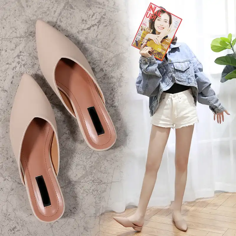 trendy low heel shoes