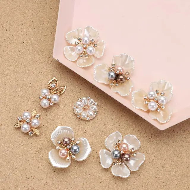 5pcs Round Flower Shape Pearl Rhinestone Buttons Sew on Rhinestone