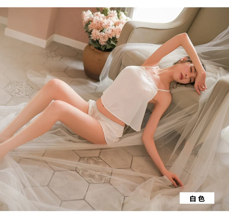 Mulheres Da Moda 2 peças de Veludo пижамы сексуальный Espaguete бермуды клейкая Conjunto de Пижама Senhoras пижамы feminino