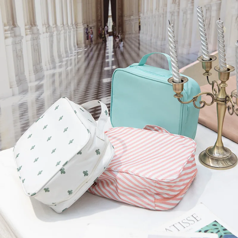 

Woman Travel Necessity Cosmetic Bag Lady's Beautician Makeup Pouch Female Weekend Overnight Storage Organizer Case Accessories