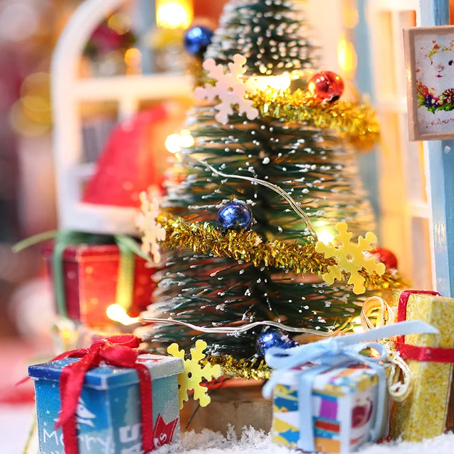 Cutebee DIY DollHouse Wooden Doll Houses Miniature Dollhouse Furniture Kit Toys for Children New Year Christmas Gift Casa 4