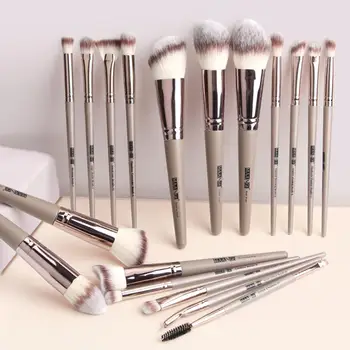 

MAANGE 18Pcs Cosmetics Foundation Blending Blush Face Powder Eyeliner Eyelash Lip Makeup Brushes Set Beauty Tool Kit