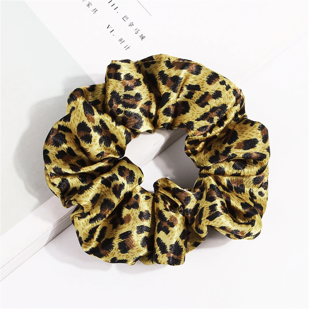 1 Pcs Leopard Printed Lady Scrunchies Ponytail Hair Rubber Hair Band Hair Tie Striped Holder Rope Bands Rainbow Hair Ring Rope - Цвет: gold
