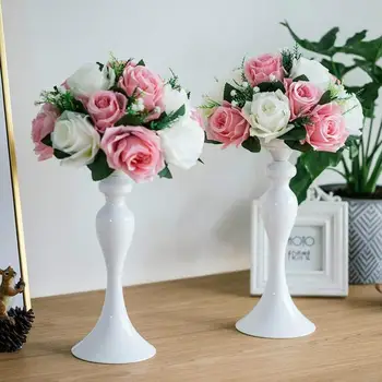 

Gold Candle Holders Metal Candlestick Flower Vase Table Centerpiece Event Flower Rack Road Lead Wedding Decoration