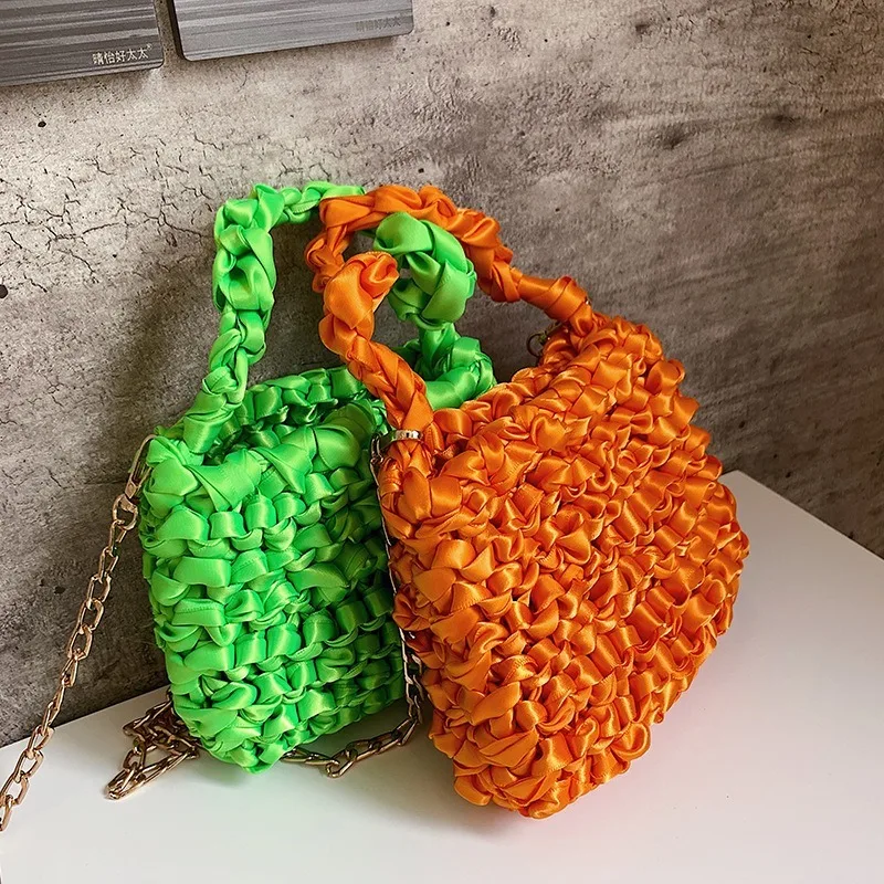 

Fashion Silk Weaving Women Handbag Handmade Weave Females Totes Casual Solid Ladies Hand Bags Women Chian Shoulder Bags 2019 New