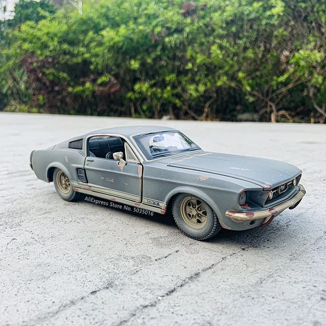 Maisto 1:24 Old 1967 Ford Mustang GT simulation alloy car model crafts decoration collection toy tools gift 4