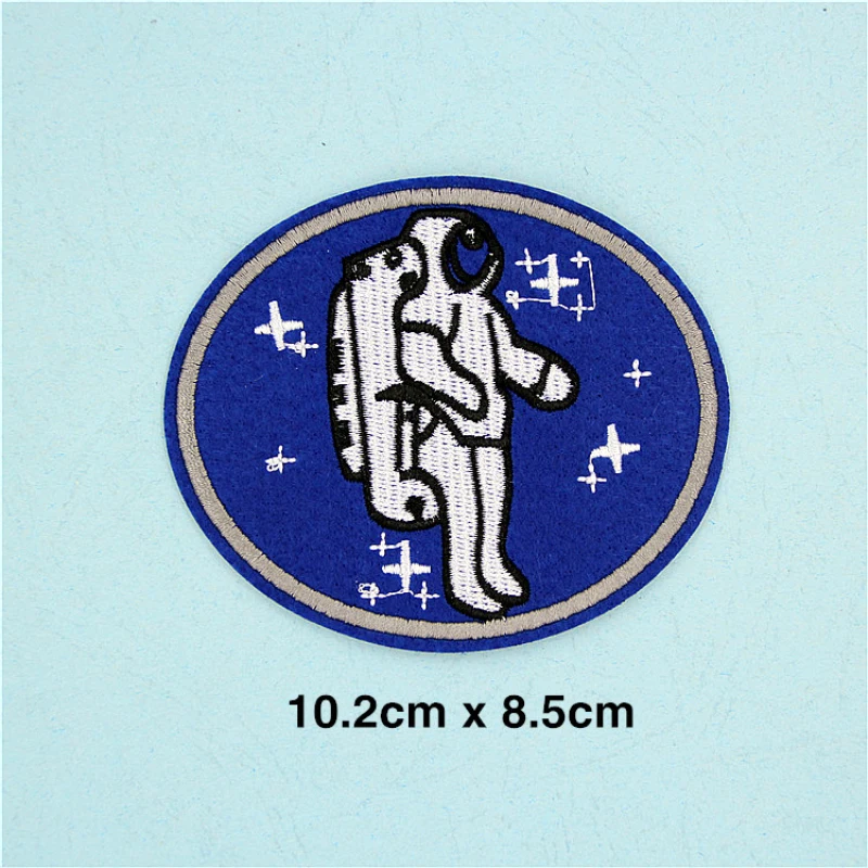 1pcs Random Mix DIY Cartoon Pattern Iron-On Patches Embroidery Cloth Chapter Decorative Stickers scrapbook - Цвет: 1pcs