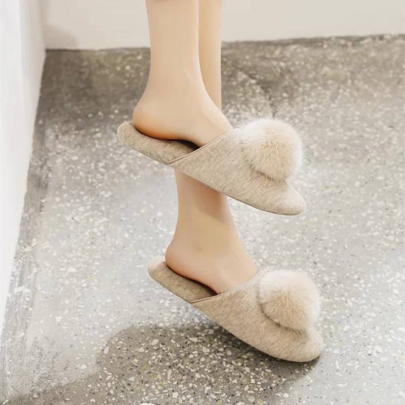 COSMAGIC/Новинка года; сезон осень; женские домашние тапочки с меховым шариком; мягкие домашние тапочки; одноцветные милые шлёпки с закрытыми пальцами