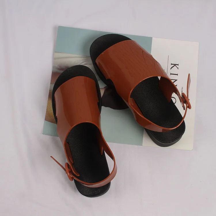 12564100942_1547583497