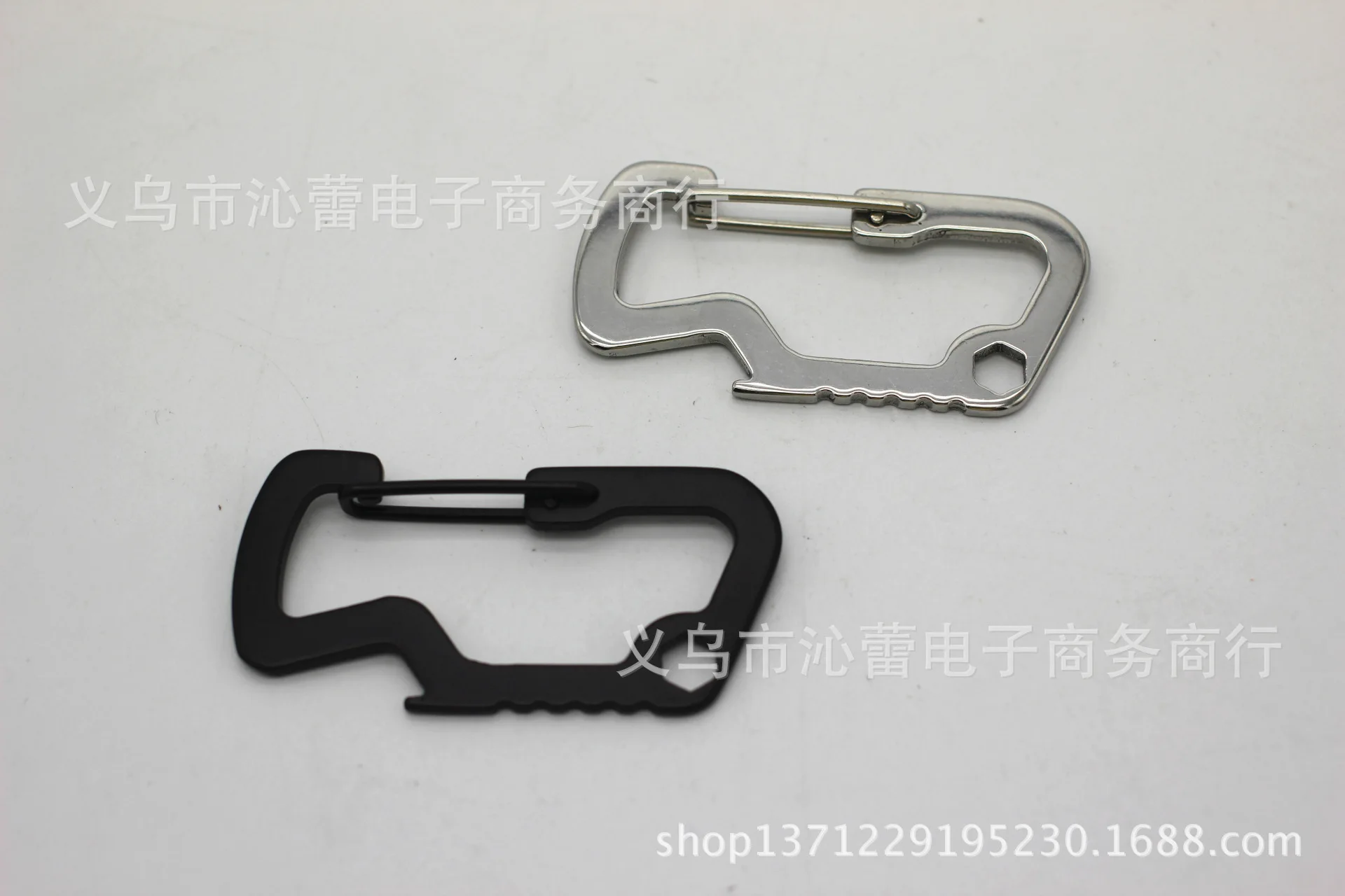 Non-Standard Small Dogfish EDC Multi-functional D Buckle Stainless Steel Carabiner Bottle Opener Snap Shackle Hanging Buckle Han