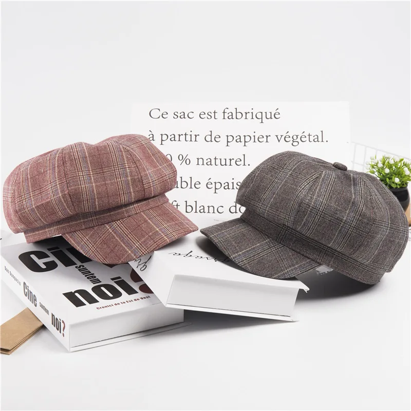 

2019 new cap female Korean version of the British retro lattice octagonal cap ladies autumn casual painter hat Berley hat
