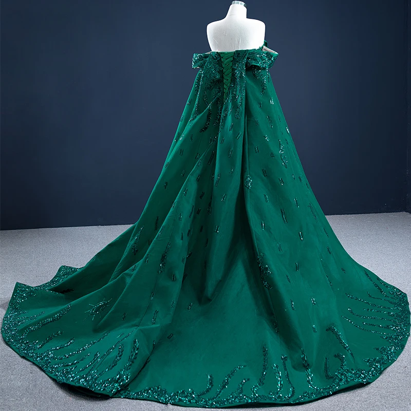 Рисунок 5 - Женское вечернее платье с открытыми плечами RSM