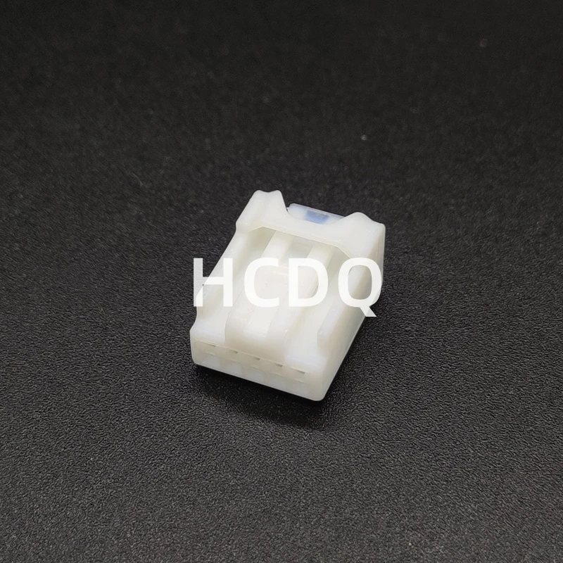 The original 90980-11909 5PIN Female automobile connector plug shell and connector are supplied from stock