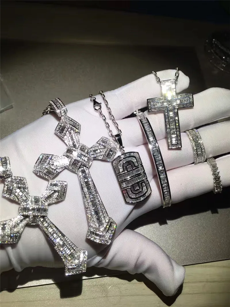 

Женская цепочка с кулоном-крестом из серебра 2020 пробы, с фианитом