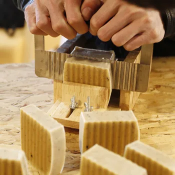 

FUNBAKY Hardwood Handle Soap-Cutter Stainless Steel Wavy Slicer Vegetable Soap Molds Cutter Tool