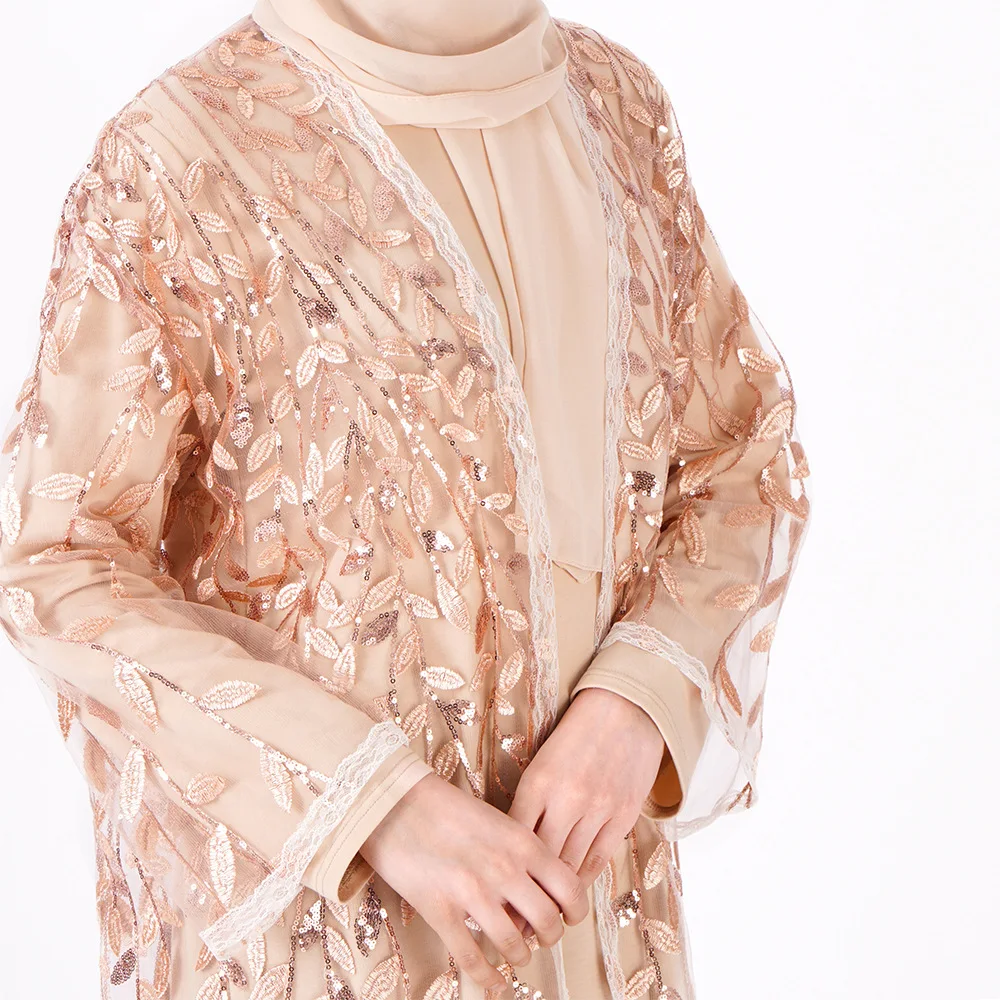 10443608992_341398406