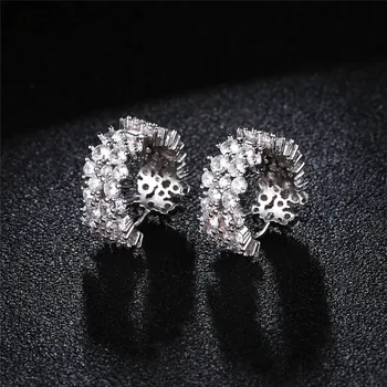 

TIF APN 925 sterling silver earrings, temperament versatile new personality simple and stylish, classic ladies jewelry.