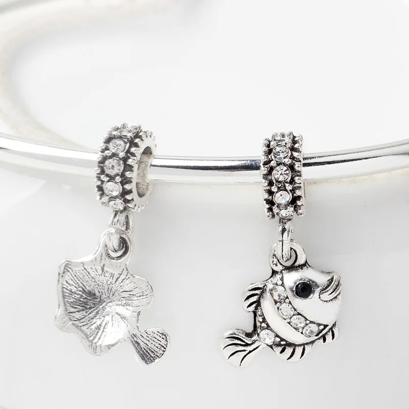 12640479362_2045298408 (1)