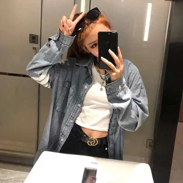 

2020 denim blue shirt men and women neutral Oxford four bars classic casual Tibetan blue washed couple coat ribbon