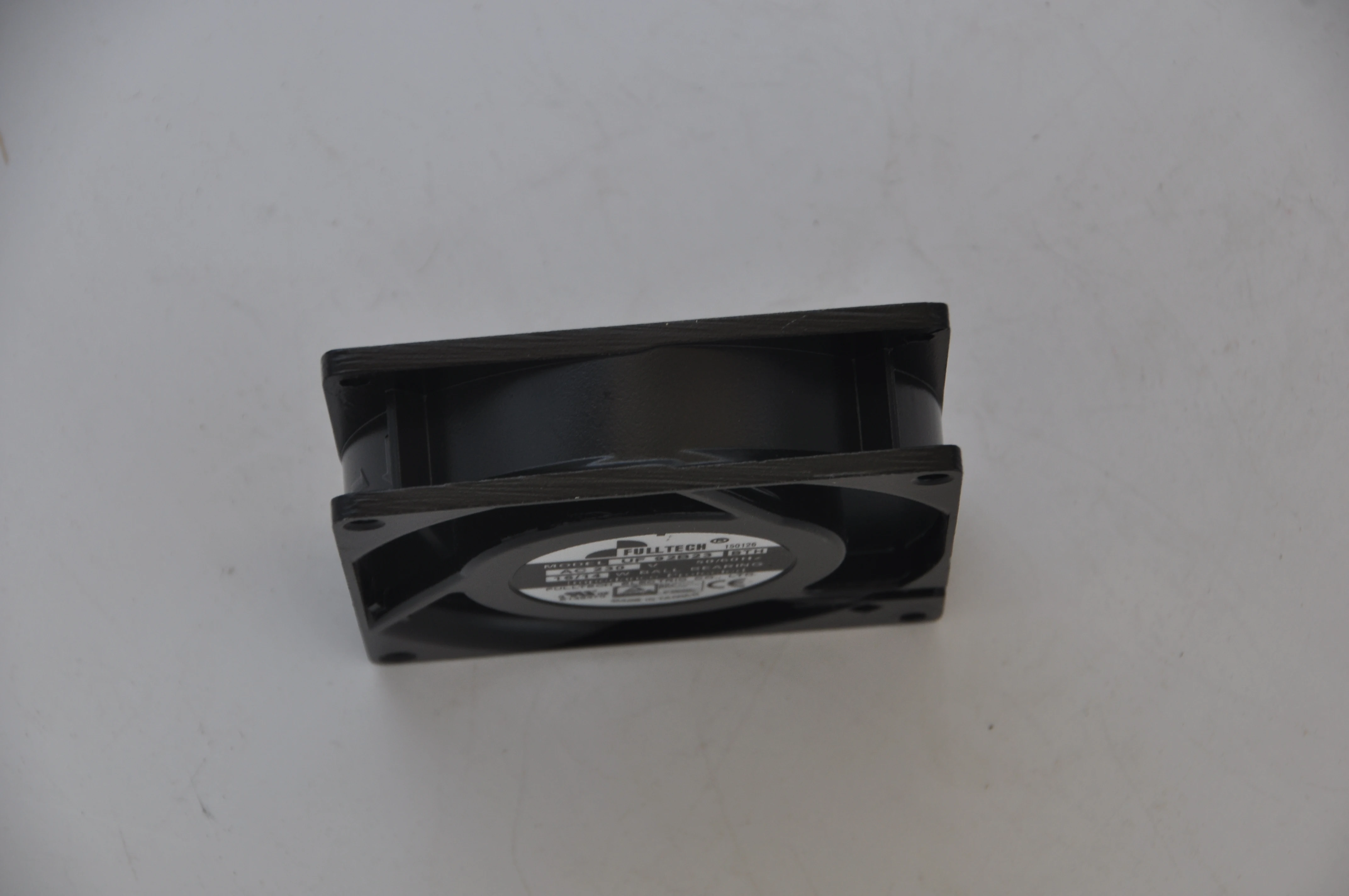 FULLTECH UF-92B23 BTH 230V 16W 9CM 9225 металлический вентилятор охлаждения