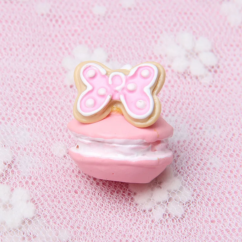 pink Macaron 5 шт. Мультяшные миниатюрные фигурки мороженое Макарон Смола Кабошон Kawaii Имитация ремесла поддельная еда играть Скрапбукинг Декор Сделай Сам - Color: pink Macaron