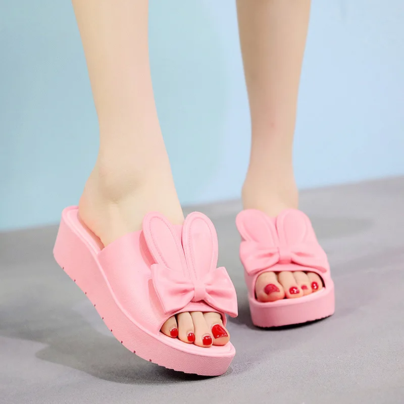 Мюли женские с кроличьими ушками модные кроличьи туфли на танкетке пляжные