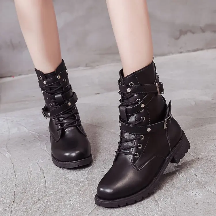 

2019 Autumn And Winter Europe And America Belt Buckle Flat Short Boots Lace-up Rivet round-Toe Locomotive Martin Boots Casual Co