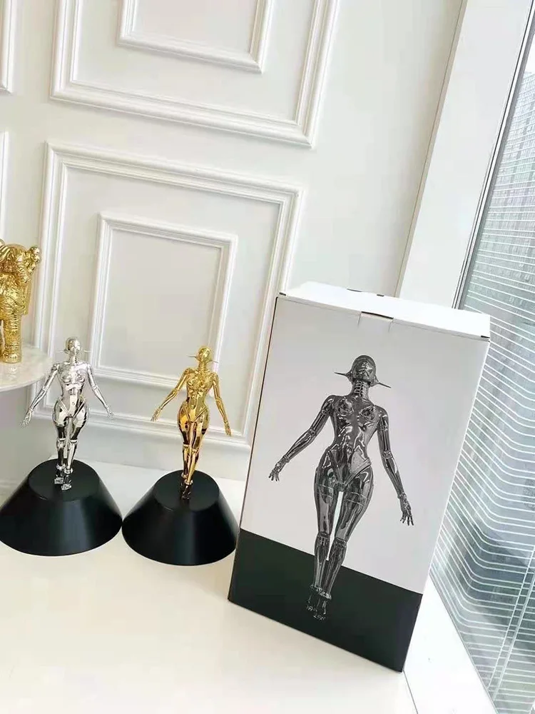 Decoratie Thuis Anime Action Figures Future Wetenschap Technologie Ornament Banksy Sculptuur Sexy Robot Standbeeld Kamer Accessoires Gift