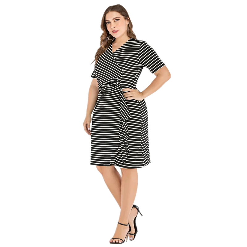 Женское облегающее платье футляр с V образным вырезом в полоску|Платья| |