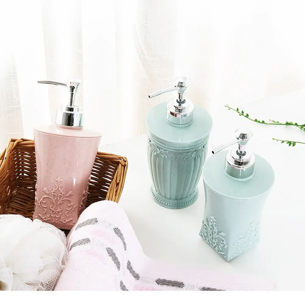 400ml Liquid Soap Dispensers Pressing Carved Plastic Refillable Liquid Soap Distributor Bathroom Set Bathroom Accessories 400ml Liquid Soap Dispensers Pressing Carved Plastic Refillable Liquid Soap Distributor Bathroom Set Bathroom Accessories
