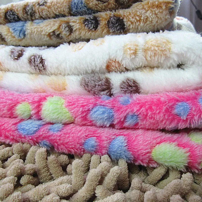 Dog Beds Mats Pet Blanket Soft Coral Fleece Dog Cat Bed Warm Sleeping Mattress Cover Puppy Cushion (1)