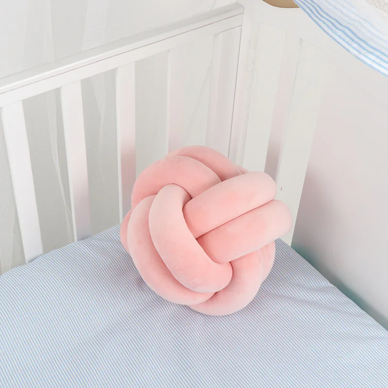 

2019 INS Knot Pillow 20cm Handmade Back Cushion Ball Pillow Baby Calm Sleep DollStuffed Toys Kids Boy Decoration Bed Room Props