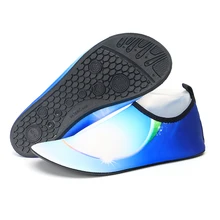 Lightweight Man Women Swimming Shoe Comfortable Quick Dry Beach Surfing Slippers Flat Soft Aqua Shoe Barefoot Seaside Beach Shoe
