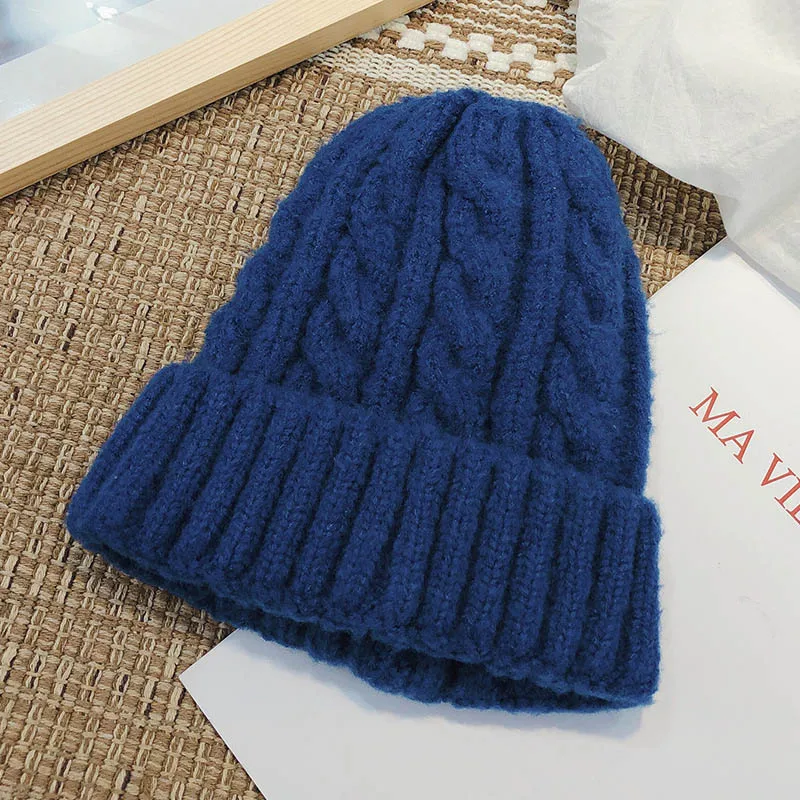 New trend hat wool hat Korean version of the wild outdoor thick warm knitted hat pure color twist hat - Color: Blue