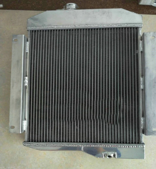 Aluminum Radiator For Jeep Wrangler Willys CJ3 CJ5/5A CJ6/6A DJ5